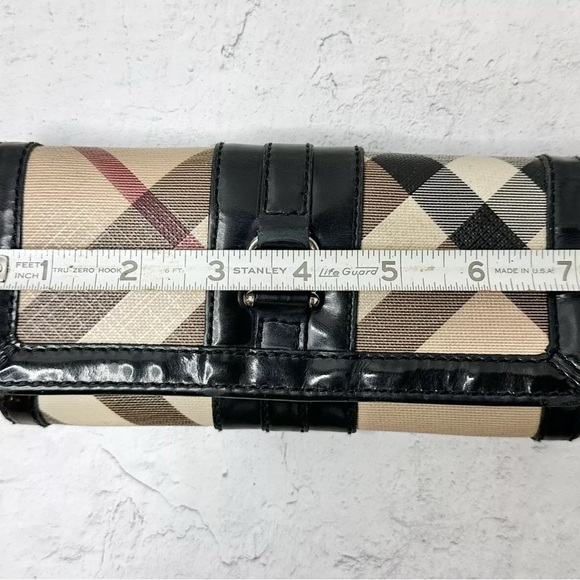 BURBERRY CHECK NOVA / LEATHER CLUTCH/WALLET W/DUST BAG & BOX - Picture 4 of 16